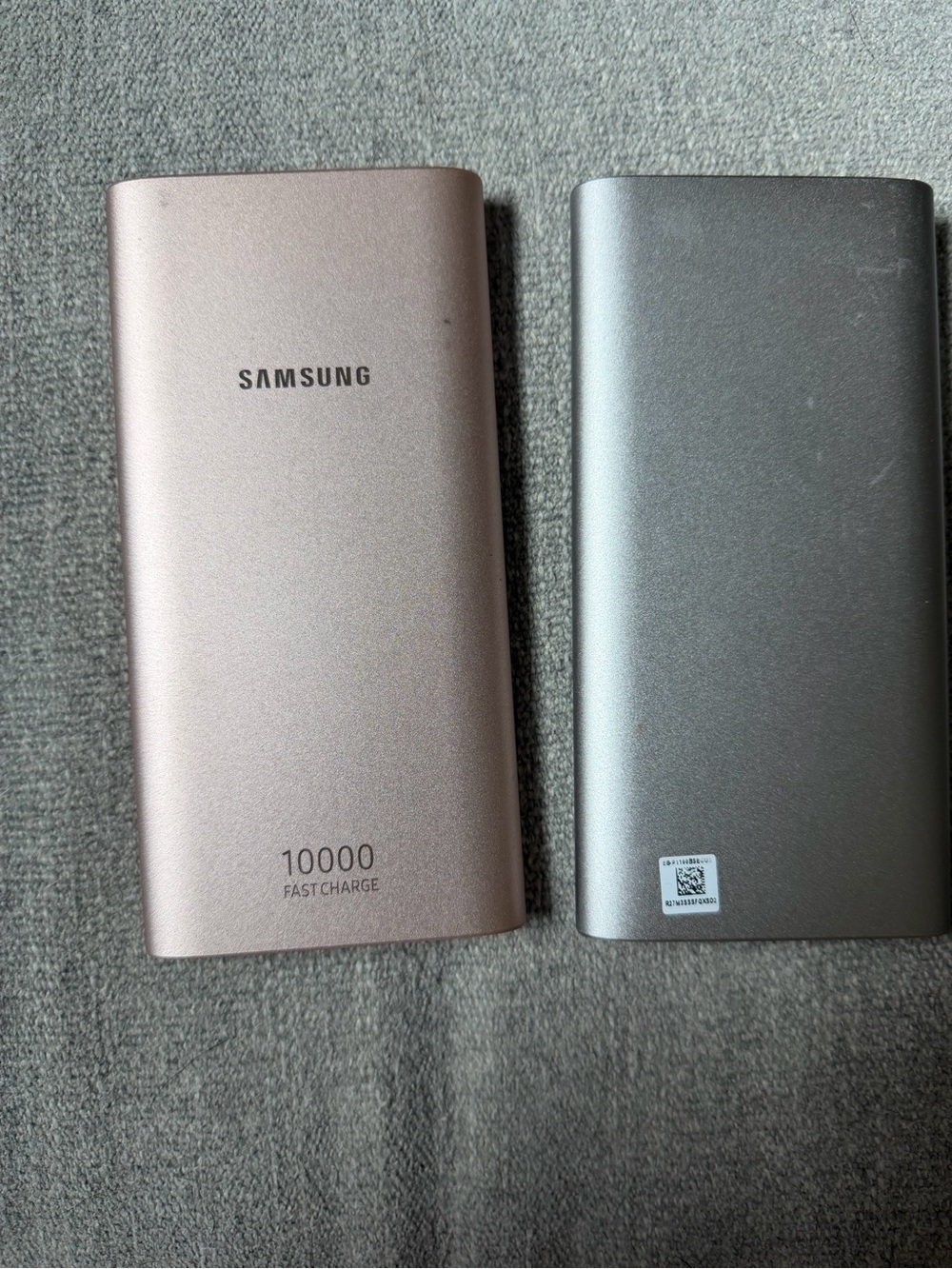 Samsung 10000mAh Power Bank Duo – Rose Gold & Metallic Gray - Picture 3 of 6